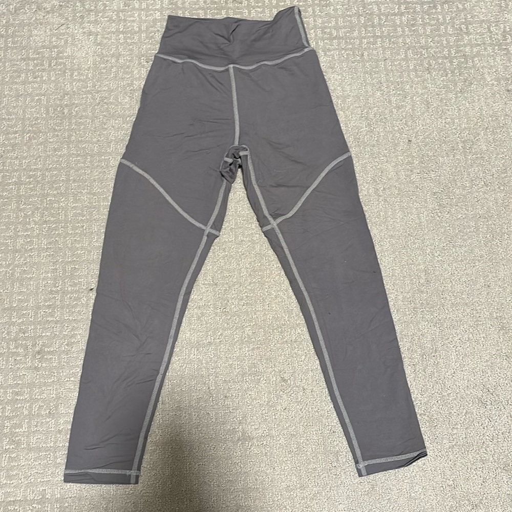 P’tula gray leggings